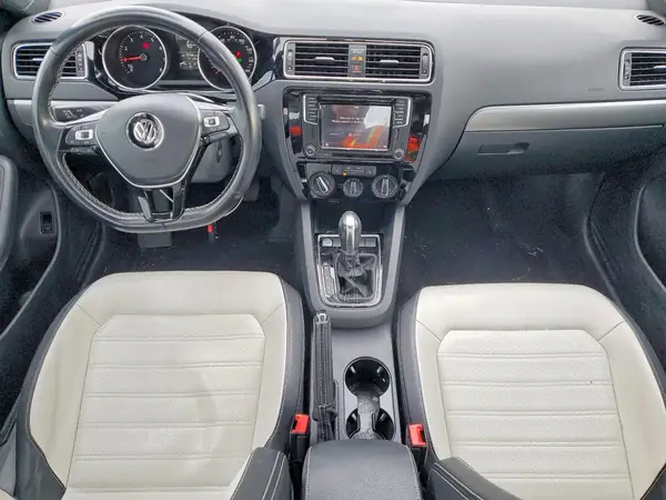 3VWD17AJ0HM395589 2017 VOLKSWAGEN JETTA - Image 8