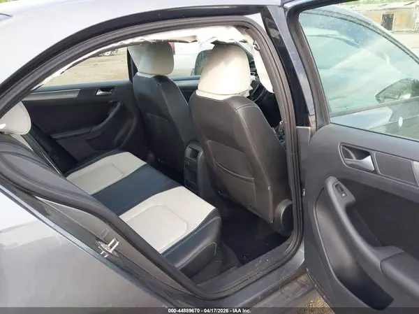 3VWD17AJ0HM404548 2017 VOLKSWAGEN JETTA - Image 8