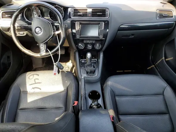 3VWD17AJ0JM240790 2018 VOLKSWAGEN JETTA - Image 8
