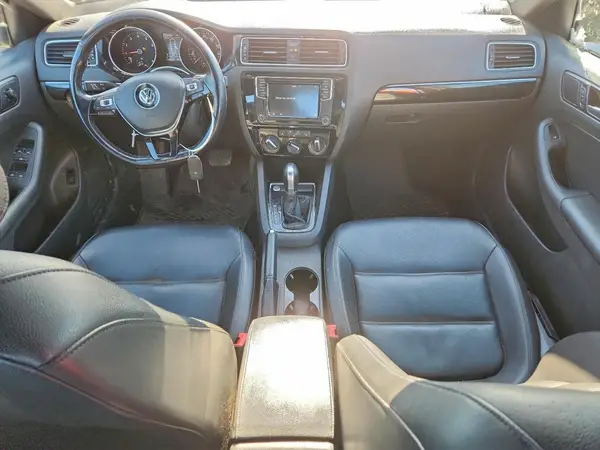 3VWD17AJ0JM241812 2018 VOLKSWAGEN JETTA - Image 8