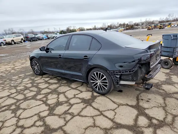3VWD17AJ1GM229192 2016 VOLKSWAGEN JETTA - Image 2