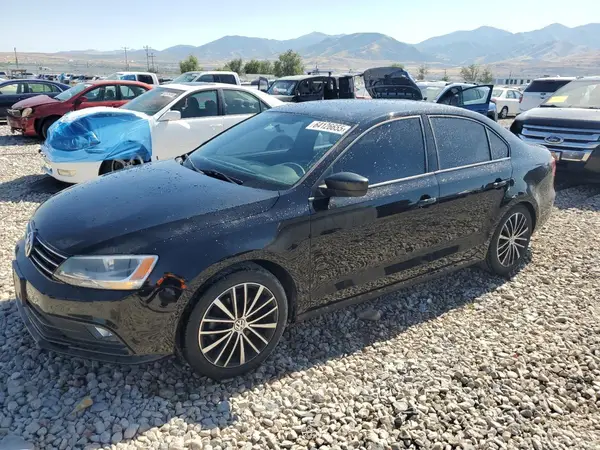 3VWD17AJ1GM235249 2016 VOLKSWAGEN JETTA - Image 1