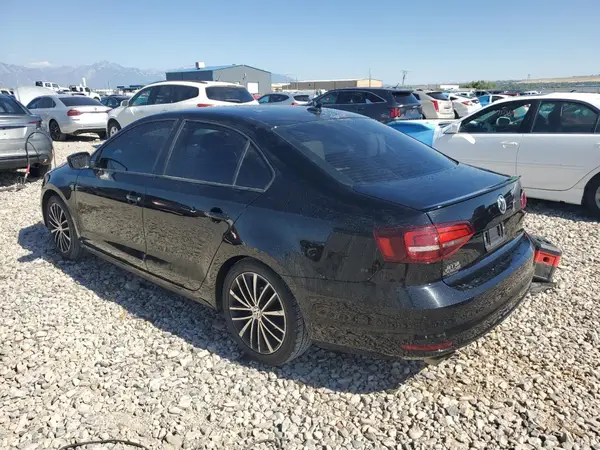 3VWD17AJ1GM235249 2016 VOLKSWAGEN JETTA - Image 2