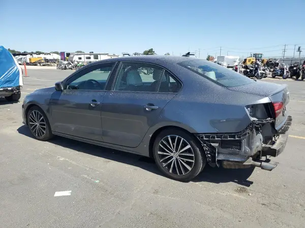 3VWD17AJ1GM242248 2016 VOLKSWAGEN JETTA - Image 2