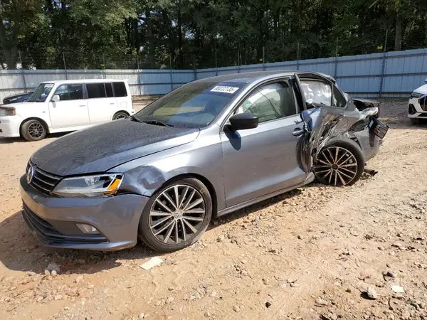 3VWD17AJ1GM268526 2016 VOLKSWAGEN JETTA - Image 1