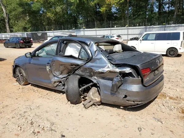 3VWD17AJ1GM268526 2016 VOLKSWAGEN JETTA - Image 2