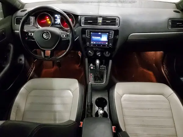 3VWD17AJ1GM283978 2016 VOLKSWAGEN JETTA - Image 8