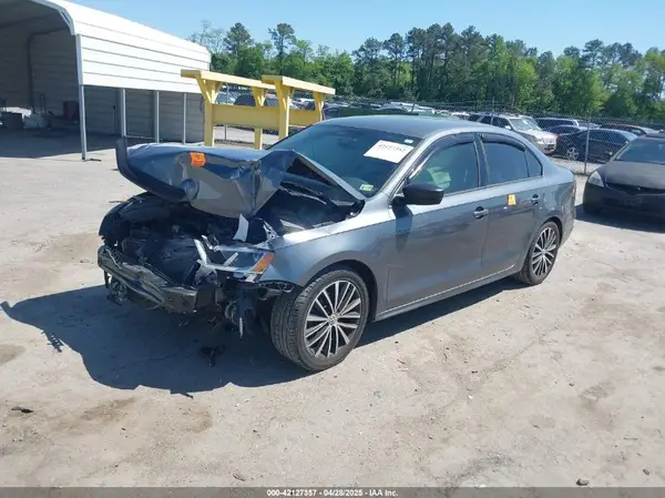 3VWD17AJ1GM291899 2016 VOLKSWAGEN JETTA - Image 2