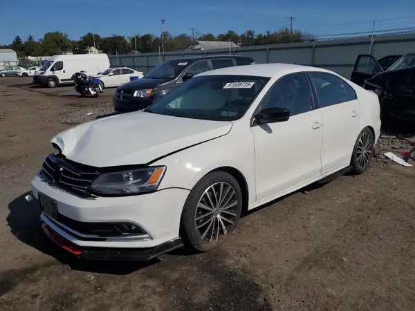 3VWD17AJ1GM301301 2016 VOLKSWAGEN JETTA - Image 1