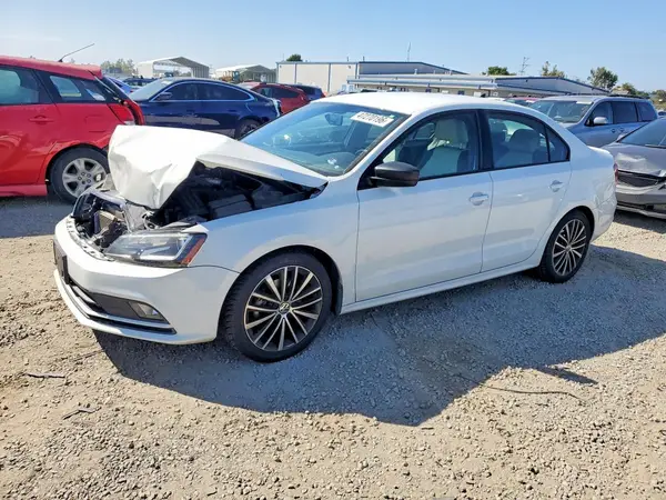 3VWD17AJ1GM342124 2016 VOLKSWAGEN JETTA - Image 1