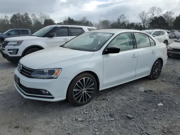 3VWD17AJ1GM383420 2016 VOLKSWAGEN JETTA - Image 1