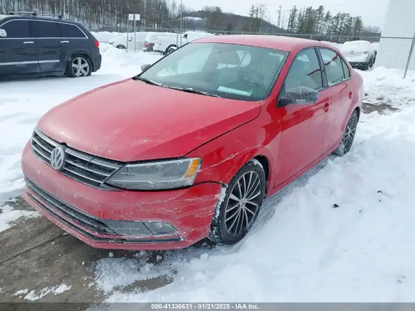 3VWD17AJ1GM384390 2016 VOLKSWAGEN JETTA - Image 2