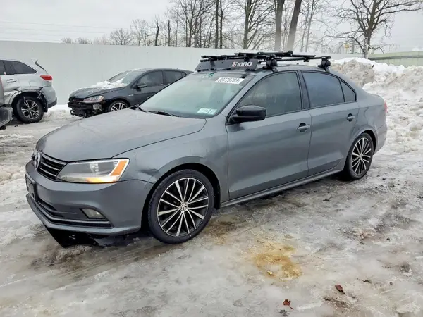 3VWD17AJ1GM387676 2016 VOLKSWAGEN JETTA - Image 1