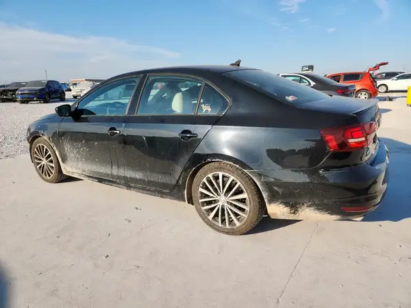 3VWD17AJ1GM411233 2016 VOLKSWAGEN JETTA - Image 2