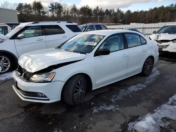 3VWD17AJ1GM415167 2016 VOLKSWAGEN JETTA - Image 1