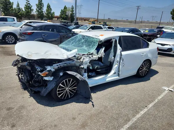 3VWD17AJ1HM397433 2017 VOLKSWAGEN JETTA - Image 1