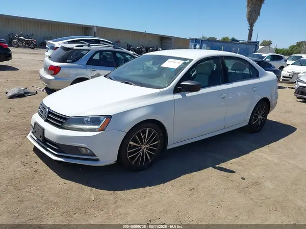 3VWD17AJ1HM406891 2017 VOLKSWAGEN JETTA - Image 2