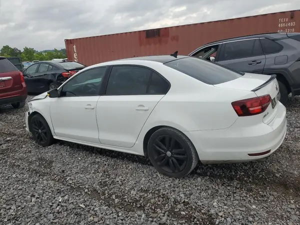 3VWD17AJ1JM237171 2018 VOLKSWAGEN JETTA - Image 2