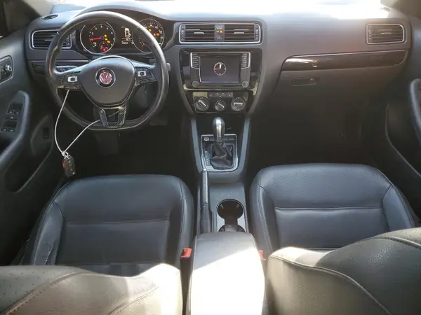 3VWD17AJ1JM237638 2018 VOLKSWAGEN JETTA - Image 8