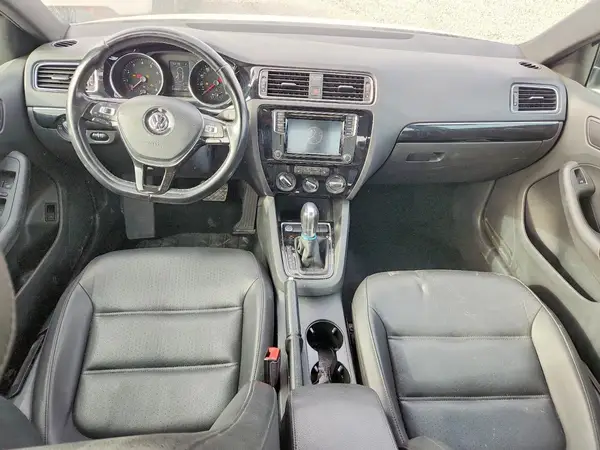 3VWD17AJ1JM249658 2018 VOLKSWAGEN JETTA - Image 8