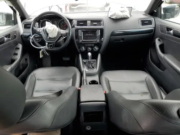 3VWD17AJ1JM250101 2018 VOLKSWAGEN JETTA - Image 8