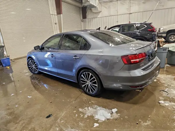 3VWD17AJ2GM249466 2016 VOLKSWAGEN JETTA - Image 2