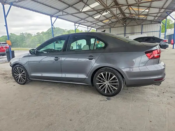 3VWD17AJ2GM256871 2016 VOLKSWAGEN JETTA - Image 2
