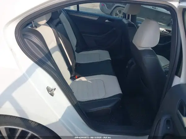 3VWD17AJ2GM268762 2016 VOLKSWAGEN JETTA - Image 8