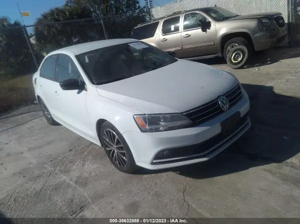 3VWD17AJ2GM301789 2016 VOLKSWAGEN JETTA