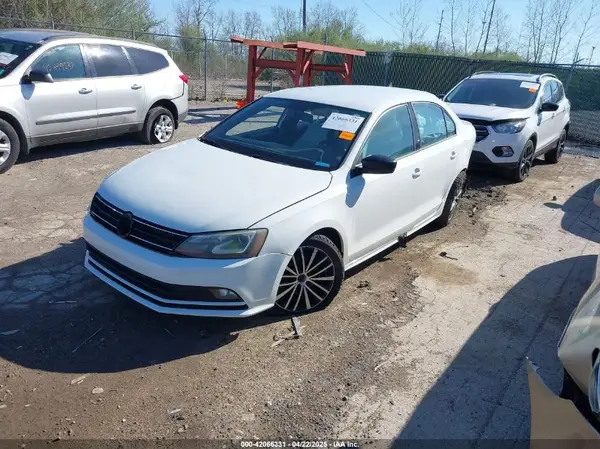 3VWD17AJ2GM305325 2016 VOLKSWAGEN JETTA - Image 2