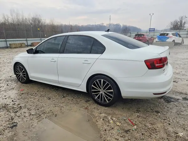3VWD17AJ2GM344383 2016 VOLKSWAGEN JETTA - Image 2