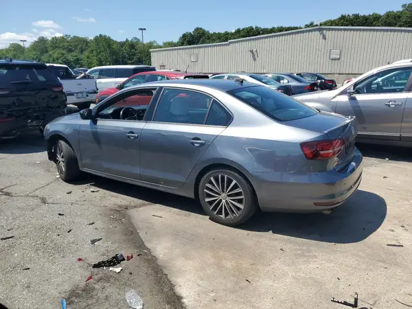 3VWD17AJ2GM364679 2016 VOLKSWAGEN JETTA - Image 2