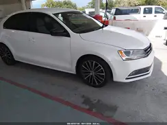 3VWD17AJ2GM392563 2016 VOLKSWAGEN JETTA