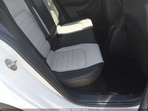 3VWD17AJ2GM413671 2016 VOLKSWAGEN JETTA - Image 8