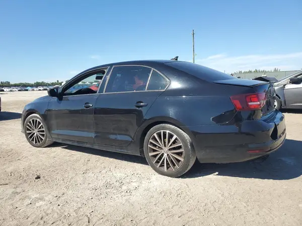 3VWD17AJ2GM414240 2016 VOLKSWAGEN JETTA - Image 2