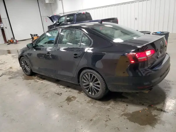 3VWD17AJ2GM414268 2016 VOLKSWAGEN JETTA - Image 2