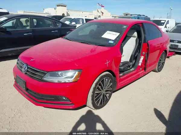 3VWD17AJ2HM303060 2017 VOLKSWAGEN JETTA - Image 2