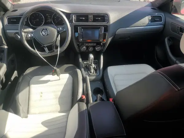 3VWD17AJ2HM30575 2017 VOLKSWAGEN JETTA - Image 8