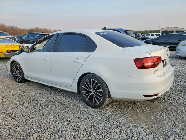 3VWD17AJ2HM353988 2017 VOLKSWAGEN JETTA - Image 2