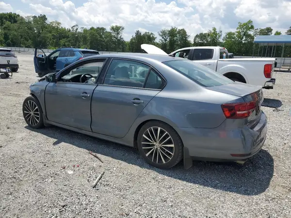 3VWD17AJ2HM388725 2017 VOLKSWAGEN JETTA - Image 2