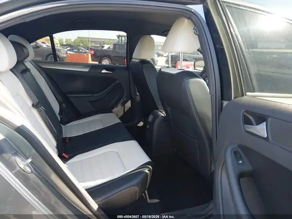 3VWD17AJ2HM405653 2017 VOLKSWAGEN JETTA - Image 8