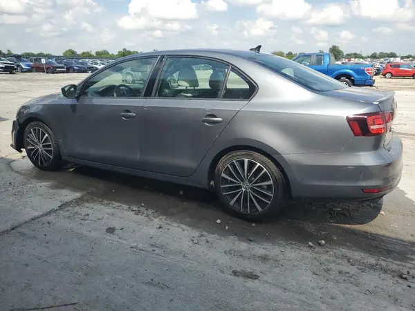 3VWD17AJ3GM228674 2016 VOLKSWAGEN JETTA - Image 2