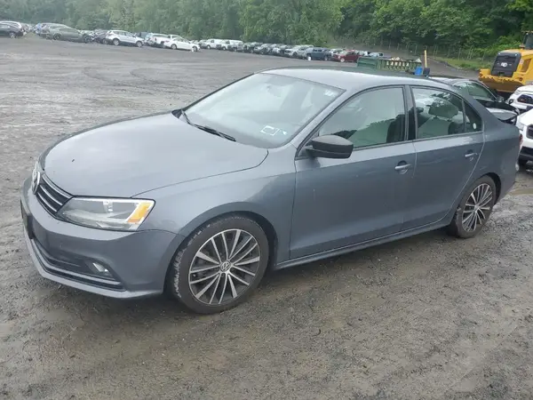 3VWD17AJ3GM230523 2016 VOLKSWAGEN JETTA - Image 1