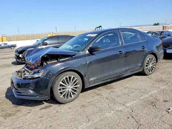 3VWD17AJ3GM259598 2016 VOLKSWAGEN JETTA - Image 1