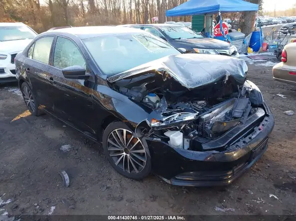3VWD17AJ3GM260282 2016 VOLKSWAGEN JETTA - Image 1