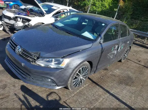 3VWD17AJ3GM283304 2016 VOLKSWAGEN JETTA - Image 2