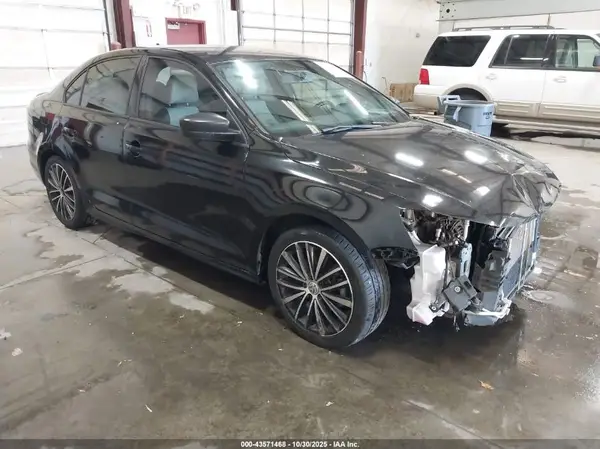 3VWD17AJ3GM297784 2016 VOLKSWAGEN JETTA - Image 1