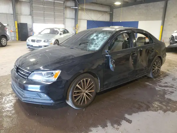 3VWD17AJ3GM299406 2016 VOLKSWAGEN JETTA - Image 1