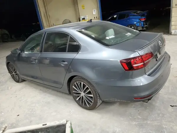 3VWD17AJ3GM303602 2016 VOLKSWAGEN JETTA - Image 2