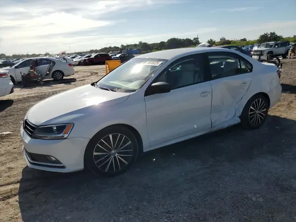 3VWD17AJ3GM331609 2016 VOLKSWAGEN JETTA - Image 1